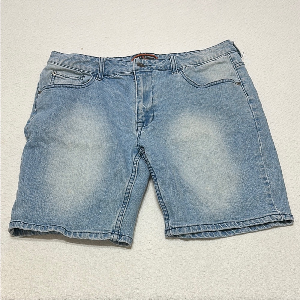 Mott &‎ Grand Blue Jean Shorts with Classic Mid-Length Cut